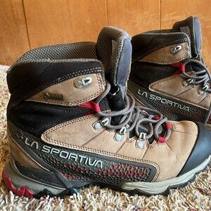 La Sportiva Nucleo High GTX Hiking Boots, Brown, Woman's Size 6
